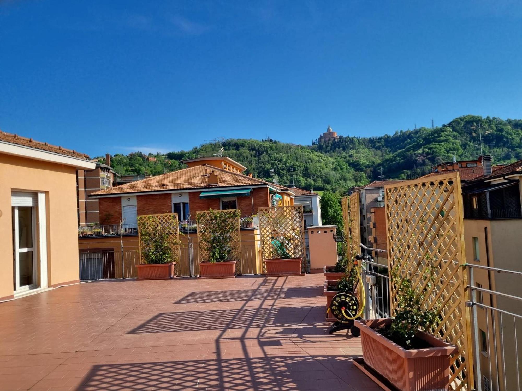 Attico Vista San Luca Daire Bolonya Dış mekan fotoğraf